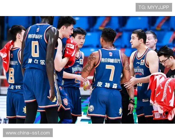 吉拉西神勇全队默契十足可期