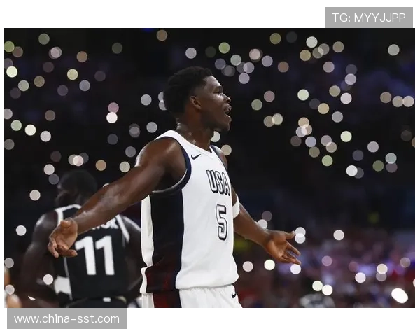 爱德华兹称队内氛围融洽再升级